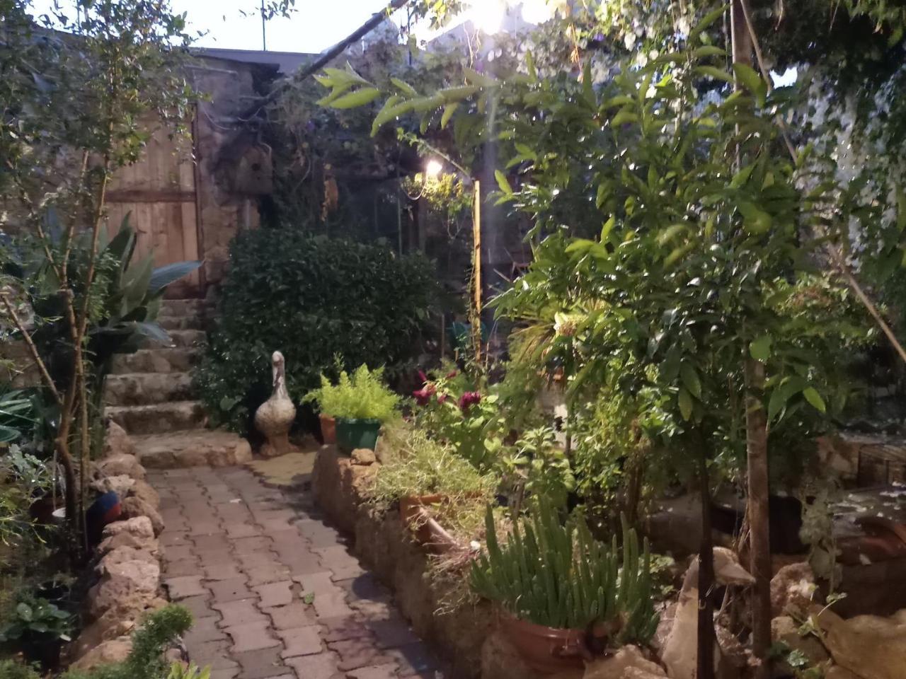 Mystery Garden Guest House Famagusta  Buitenkant foto